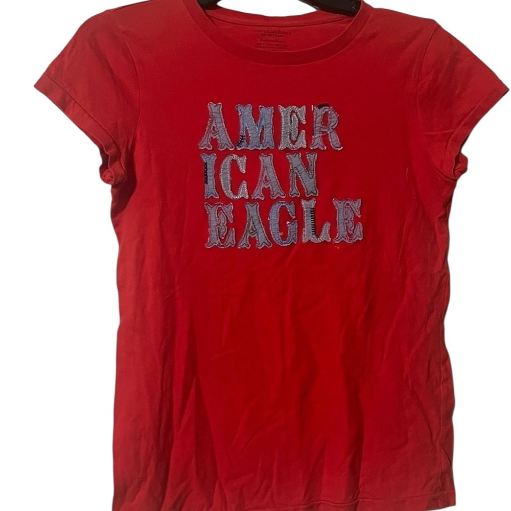 American Eagle Outfitters Red Short Sleeve Tee with Blue accents